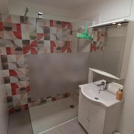 Cosy Confort Centre. *